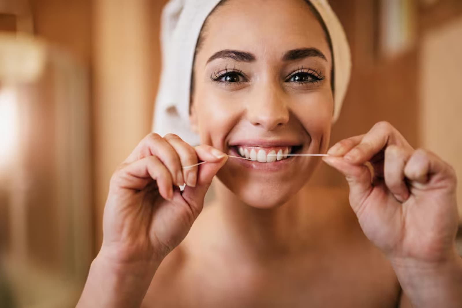 Fio Dentário: A Importância e Como Usar Corretamente